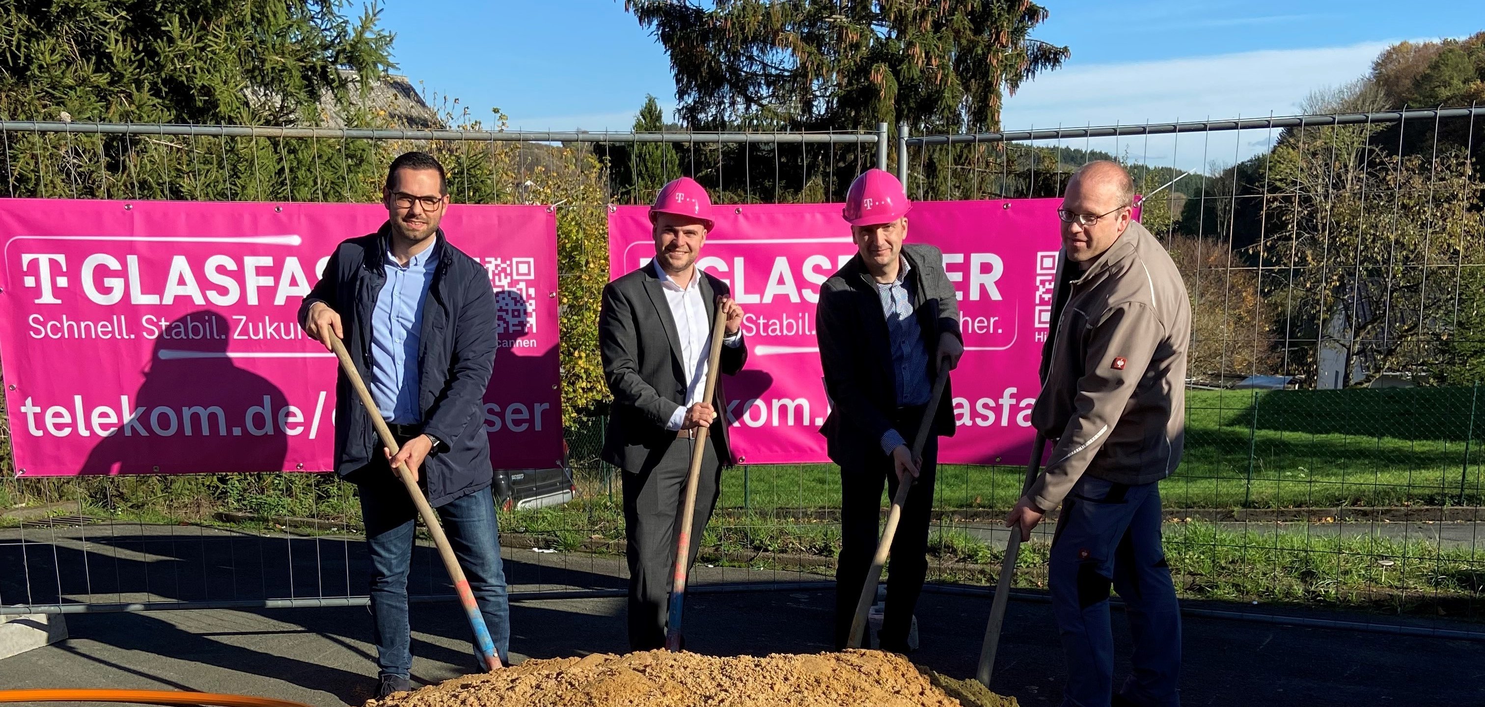 Spatenstich in Hartenrod